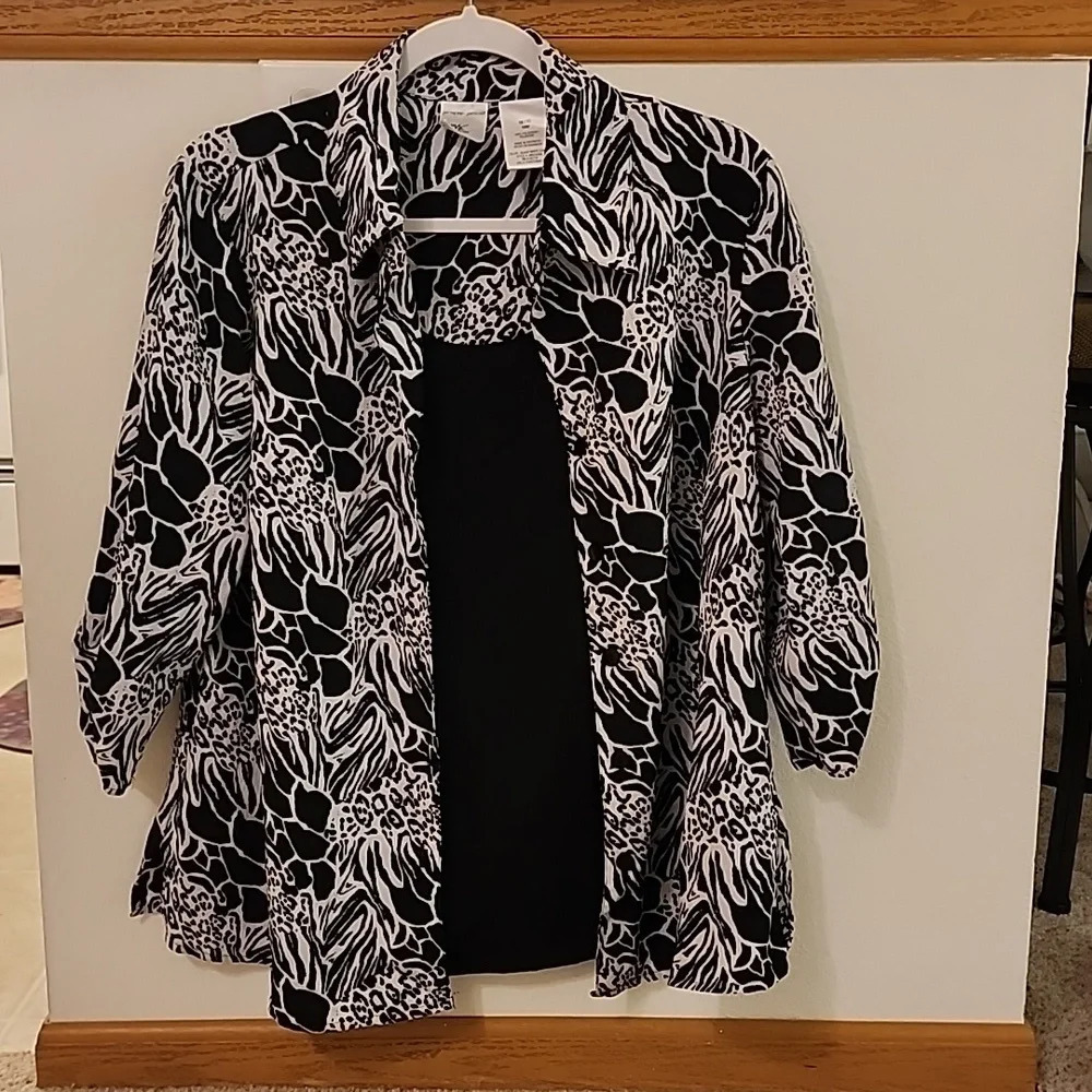 Just My Size Layered Black & White 3/4 Length Sleeves Size 1X